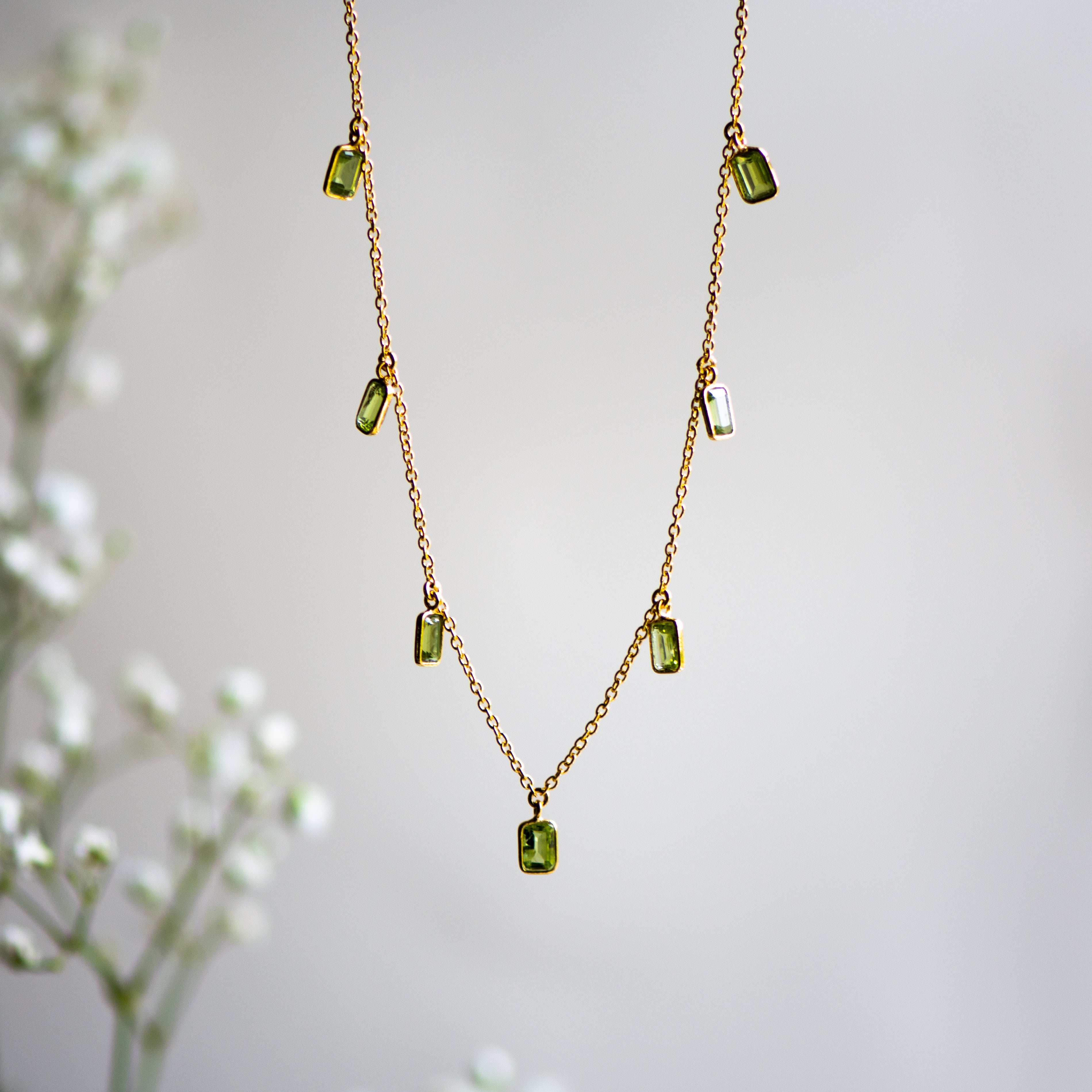  Tiggy Necklace in Gold and Peridot