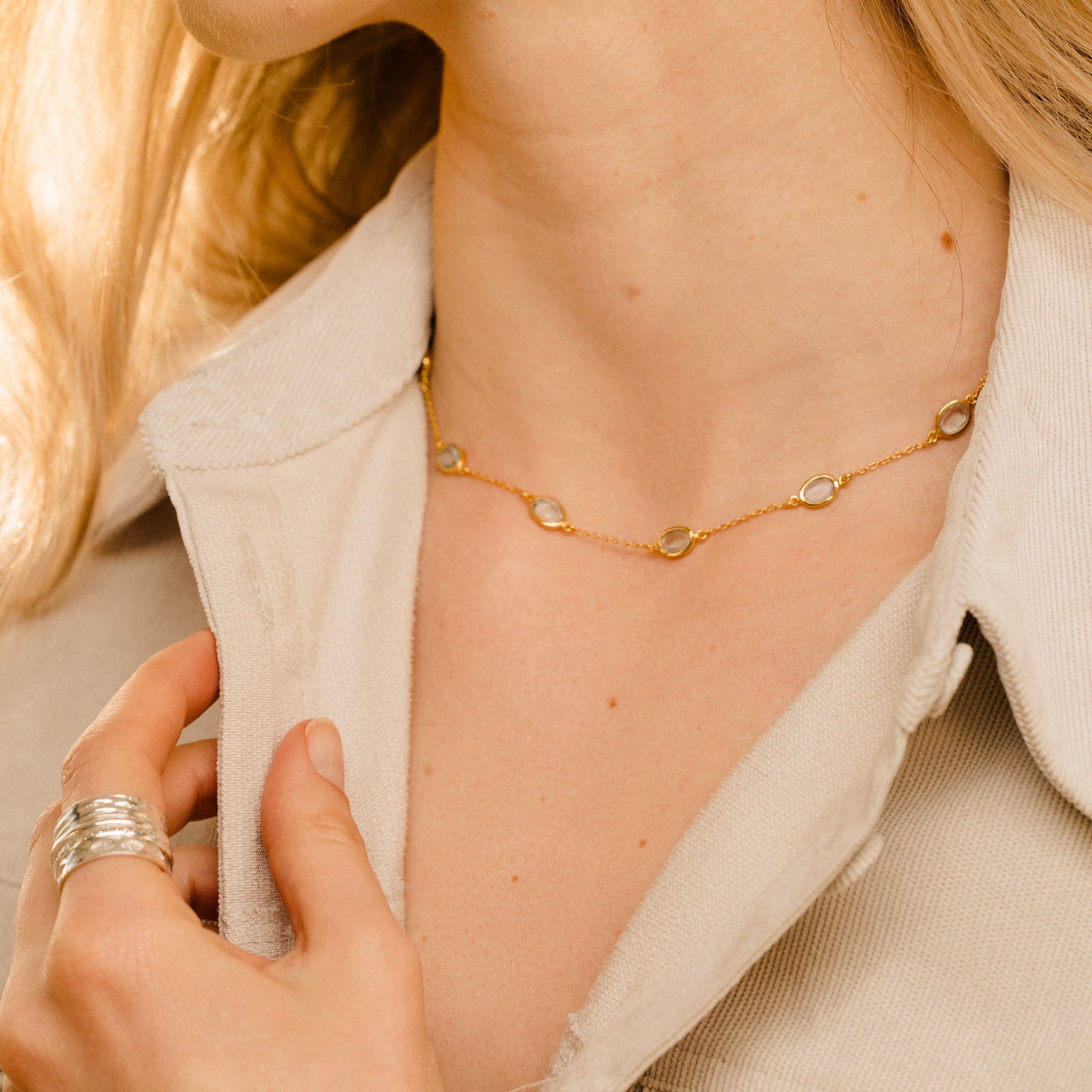 Marilyn Necklace & Bracelet in Gold with Sky Blue Topaz – Jewellery Set Memara 